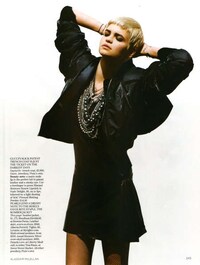 Glam-Punk Photo Shoots Image 8