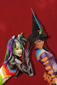 Unisex Body Painting Image 8