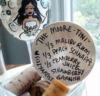 Personalized Wine Glasses Image 3