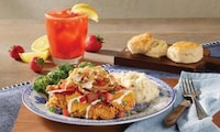 Homestyle Fried Chicken Entrees Image 1