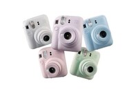 Digital Polaroid Cameras Image 1