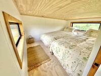 Dual-Staircase Tiny Houses Image 7