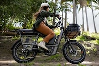 Utilitarian Commuter Electric Bikes Image 1