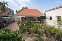 Oversized Roof Vietnamese Homes Image 2