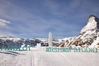 Snow Landscape Sundial Installations Image 3