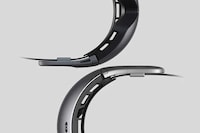 AR-Enabled Ski Goggles Image 4