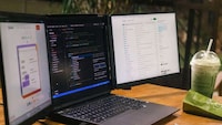 Triple-Display Laptop Devices Image 2