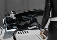 Short-Range Electric Motorcycles Image 7