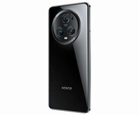 Triple Camera-Packing Smartphones Image 3