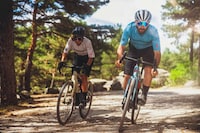 Versatile Gravel E-Bikes Image 4