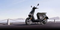 Speedily Sprinting Electric Scooters Image 2