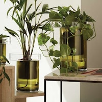 Chic Staggered Planters Image 1