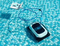 Intelligent Pool Cleaners Image 2