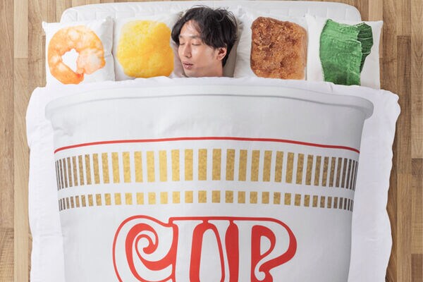 Instant Ramen-Inspired Bedding Sets