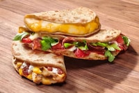 Topping-Filled Pocket-Style Pizzas Image 1