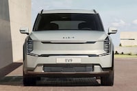 Retro-Futuristic Electric SUVs Image 2