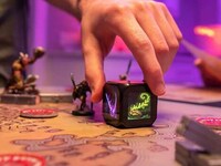 Dice-Shaped Gaming Consoles Image 5