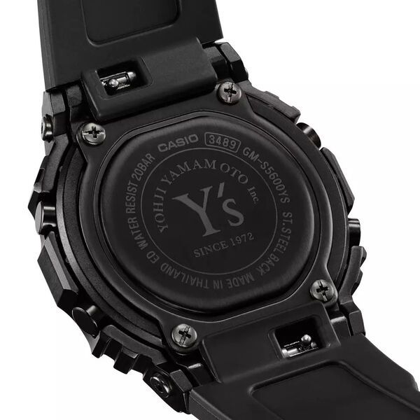 Collaboration Blacked-Out Timepieces : Y's x G-SHOCK GM-S5600YS-1