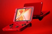 Nostalgic Mobile Gamer Devices Image 1