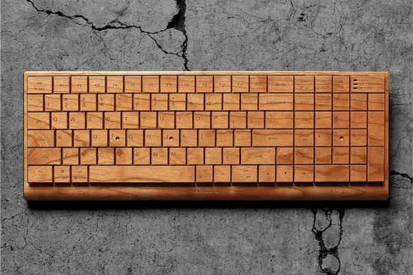 Textural Timber-Made Keyboards : Hacoa Full Ki-Board Wireless