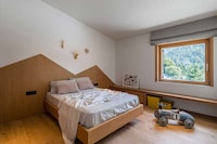 Snow Mountain Minimal Homes Image 2
