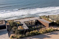 Coastal Holiday Beach Homes Image 3