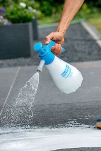 Universal Foam Sprayers Image 3