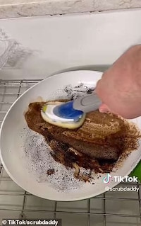 Soap-Dispensing Dish Wands Image 3