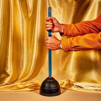 Aesthetic Bathroom Plungers Image 5