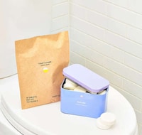 Sustainable Toilet Cleaning Kits Image 2