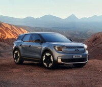 Sculpted Electric SUV Models Image 1