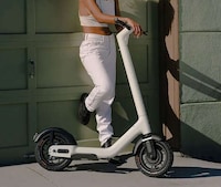 Hefty Urbanite Scooter Models Image 1