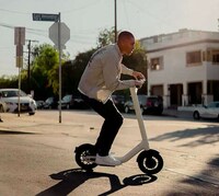 Hefty Urbanite Scooter Models Image 3