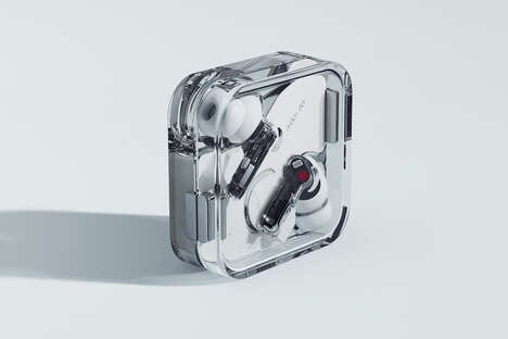 High-Resolution Wireless Earbuds
