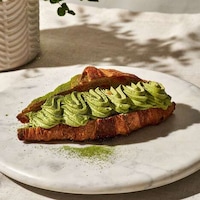 Matcha-Infused Sweet Breads Image 2