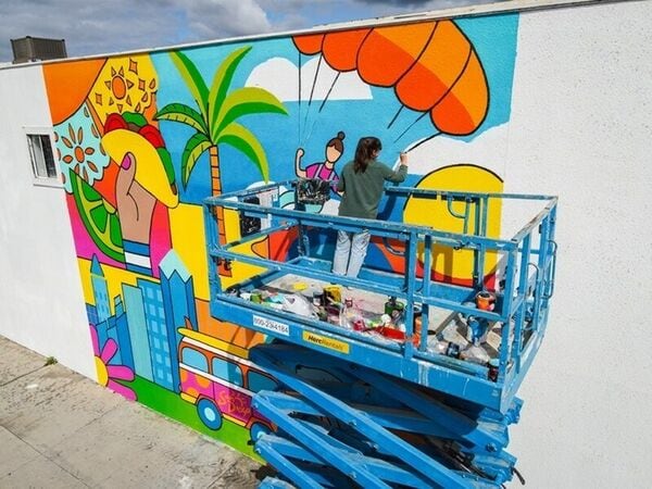 Augmented Reality Travel Murals