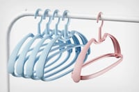 Expanding Garment Hangers