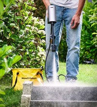 Battery-Powered Pressure Washers Image 3