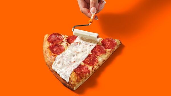 Revolutionary Pizza Dipping Mechanisms
