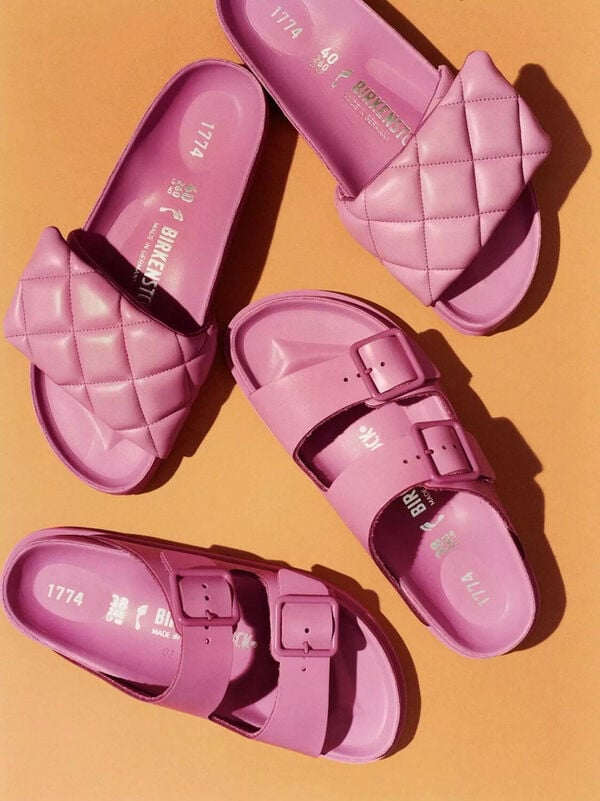 Top 100 Shoes Trends in April