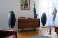 Swappable Component Floor Speakers Image 4
