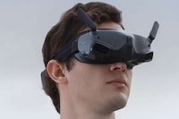 Wireless Drone Control Headsets Image 1
