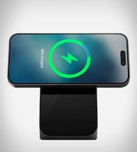 Quick-Charge Smartphone Mounts Image 4