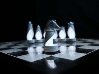 Electromagnetic Conduction Chess Sets Image 3