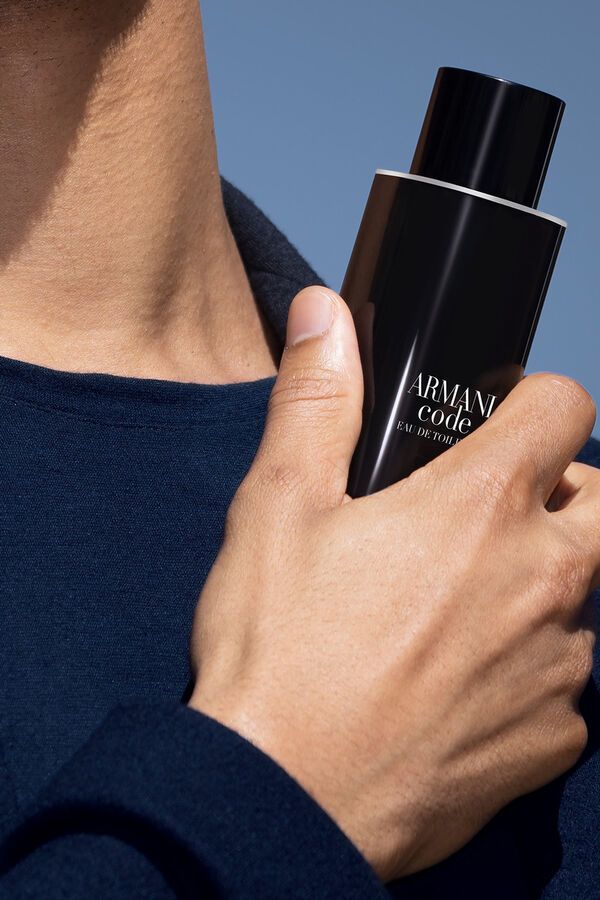 Refillable Cologne Packaging : Armani Code Eau de Toilette