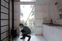 Minuscule Sustainable Rainforest Cabins Image 6