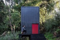 Minuscule Sustainable Rainforest Cabins Image 8