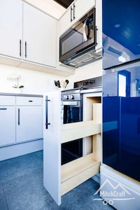 Capaciously Compact Houses Image 4