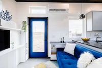 Capaciously Compact Houses Image 6