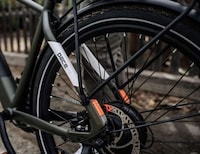 Torque-Sensing Cruiser E-Bikes Image 8